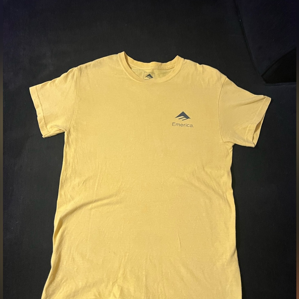 Yellow Santa Cruz t-shirt